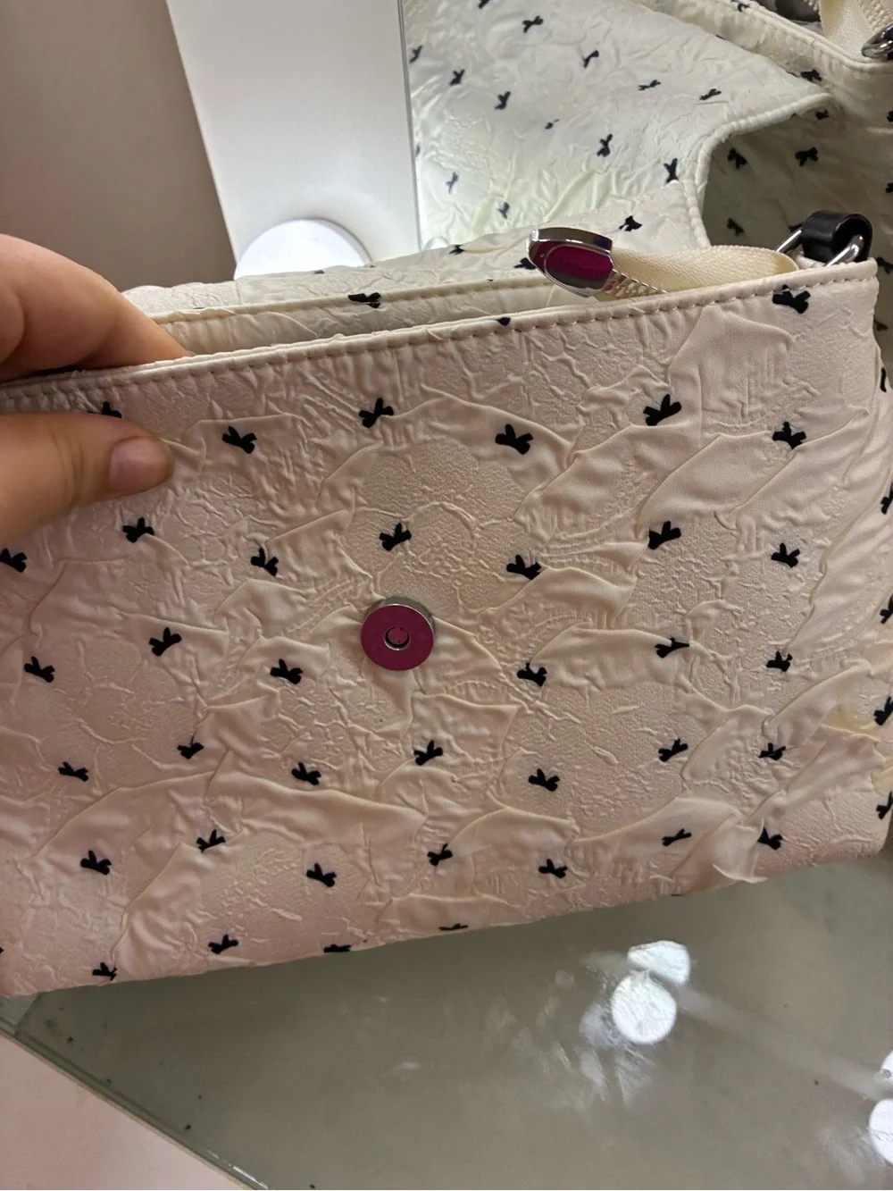 Brand new bow purse